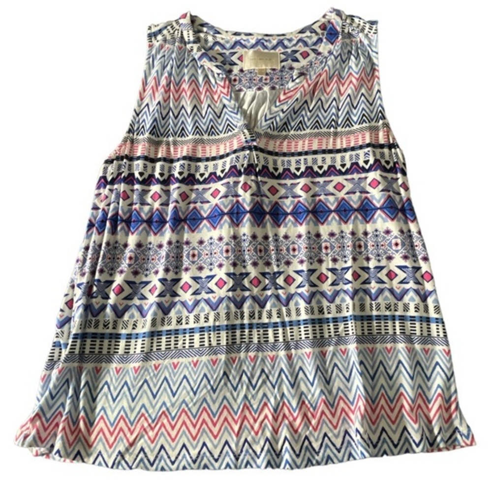 Skies Are Blue sleeveless geometric knit blouse